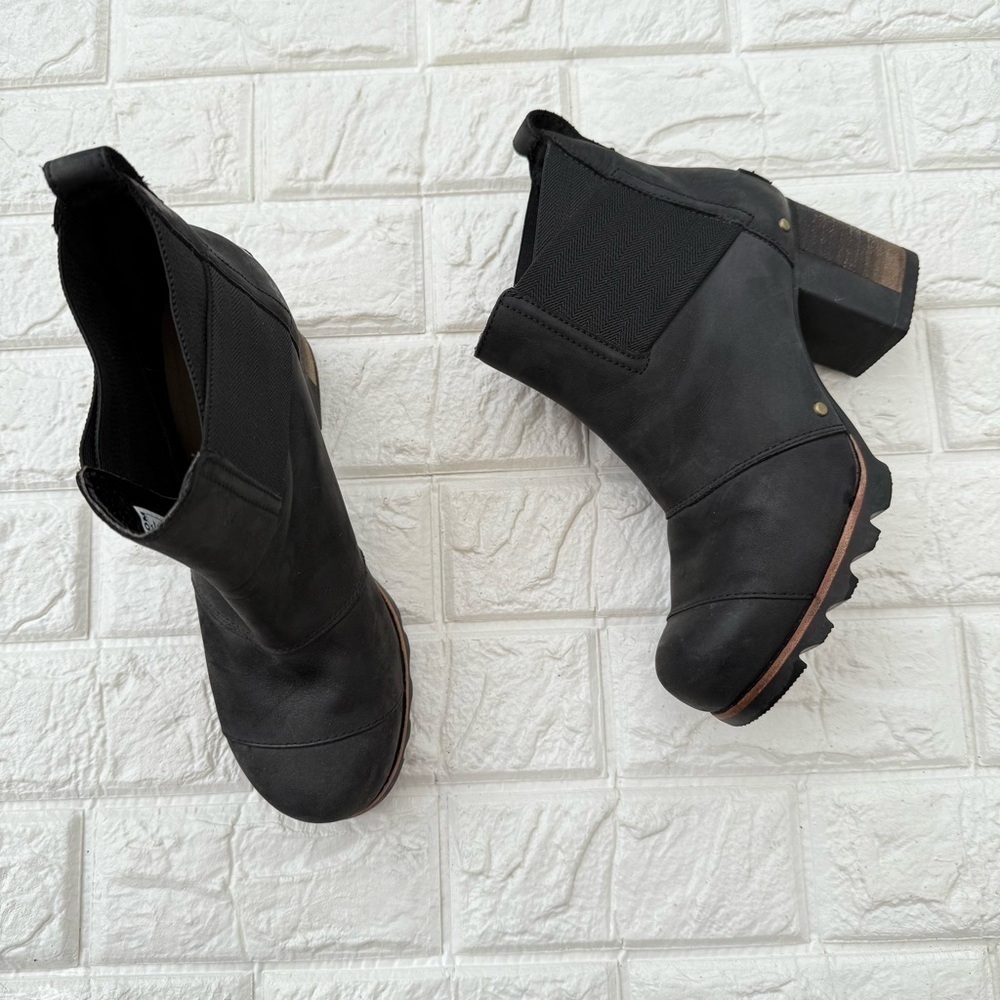SOREL Addington Chelsea Boots Waterproof Leather Block Heels Black Size 7